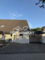 Hauseingang + Carport