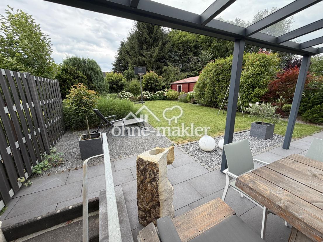 Terrasse + Garten