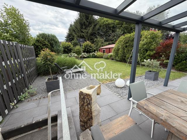 Terrasse + Garten