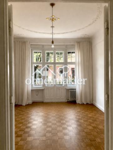 Balkonzimmer