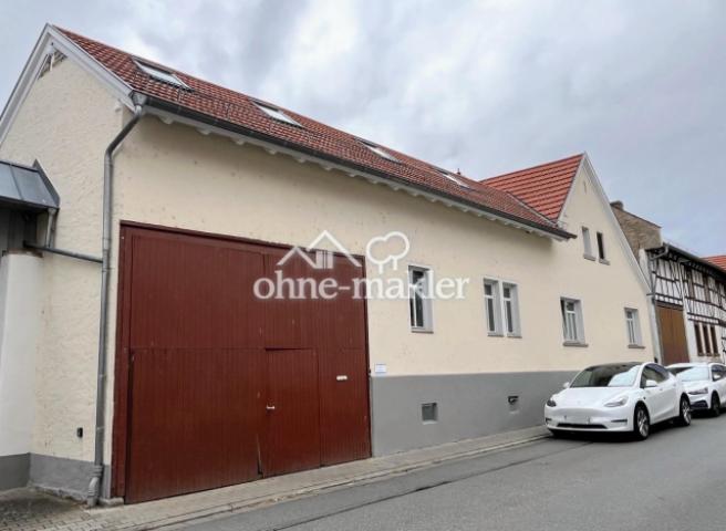 Haus - Straßenansicht 1
