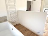 OG Ankleidezimmer mit Badewanne