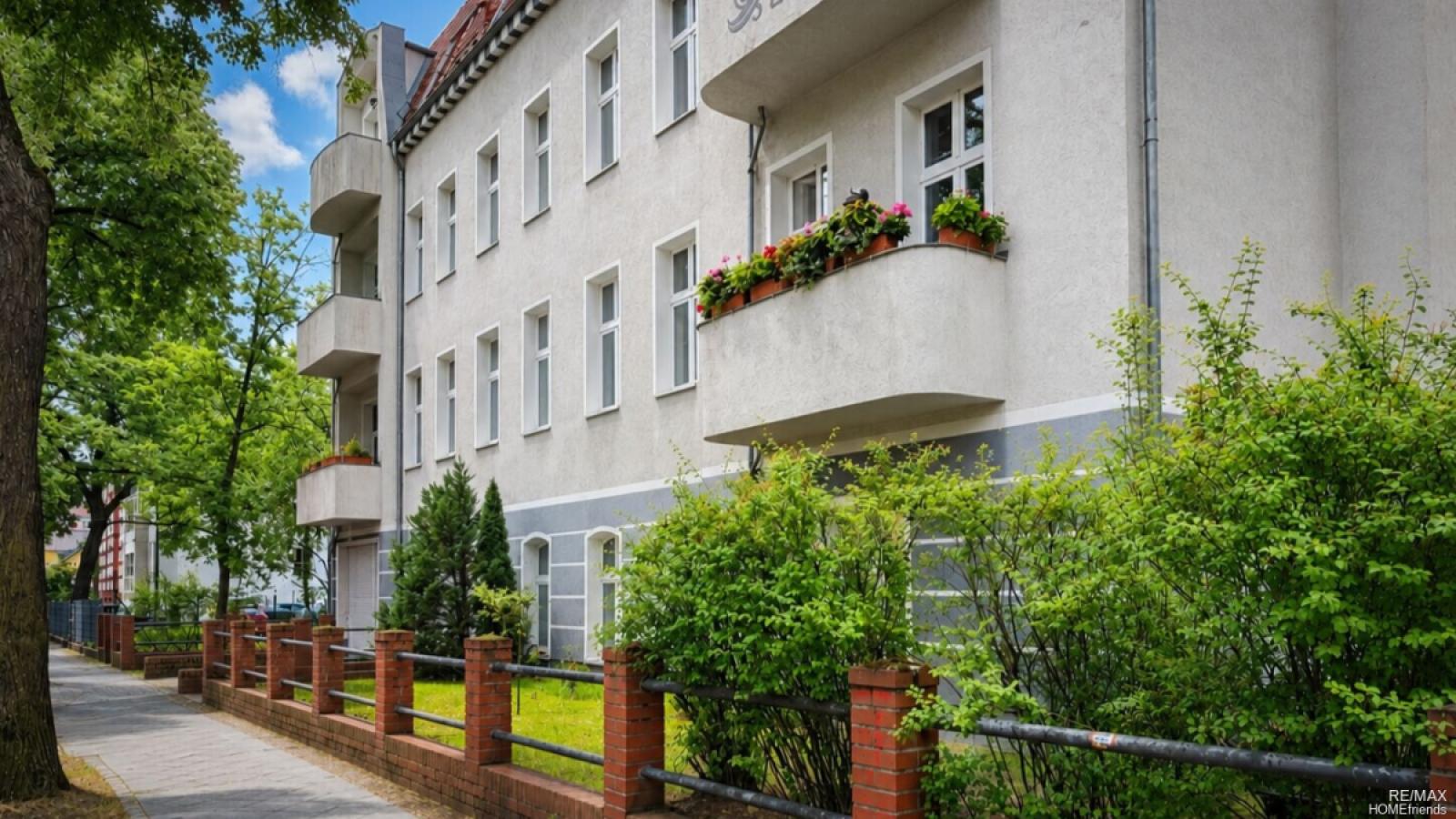 Straßenansicht