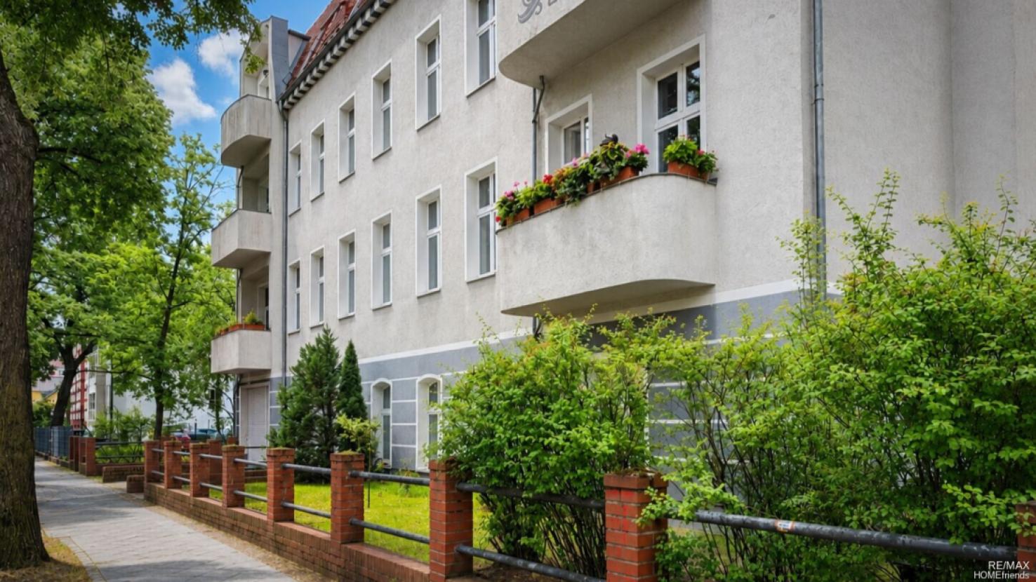 Straßenansicht