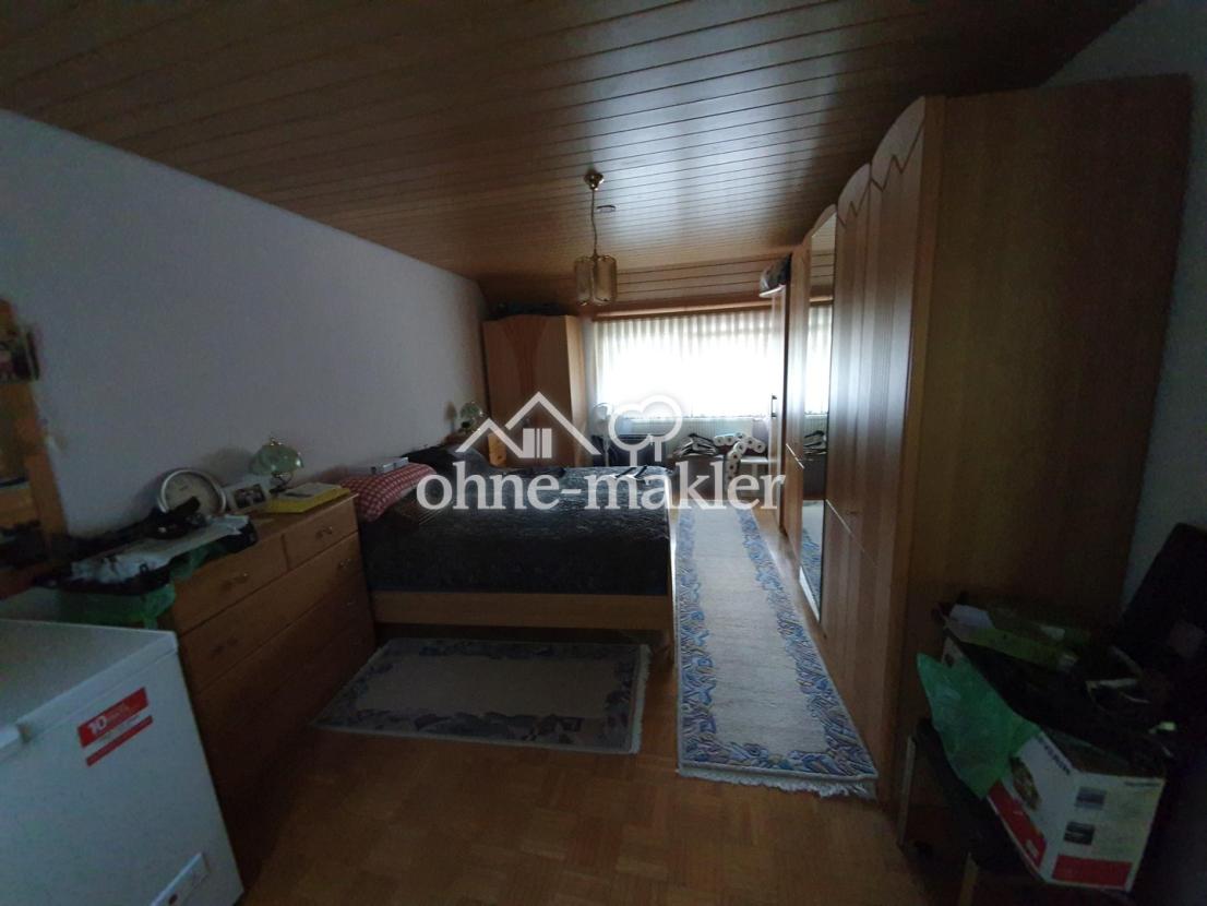 1.OG Schlafzimmer 3-1