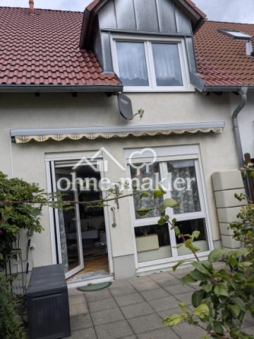 Wohnzimmer mit Terrassentür