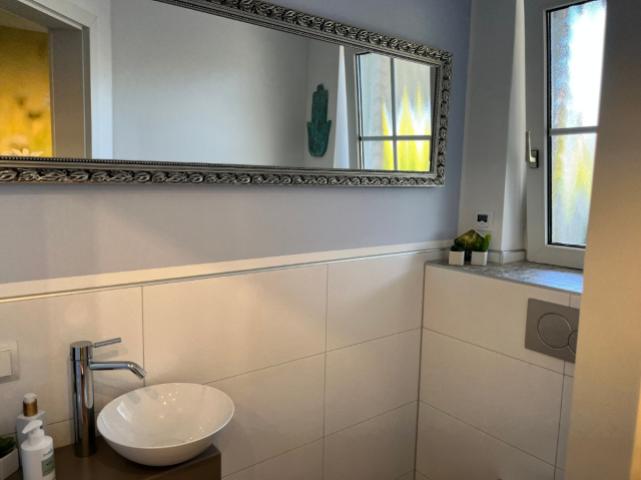 Gäste-WC (2)