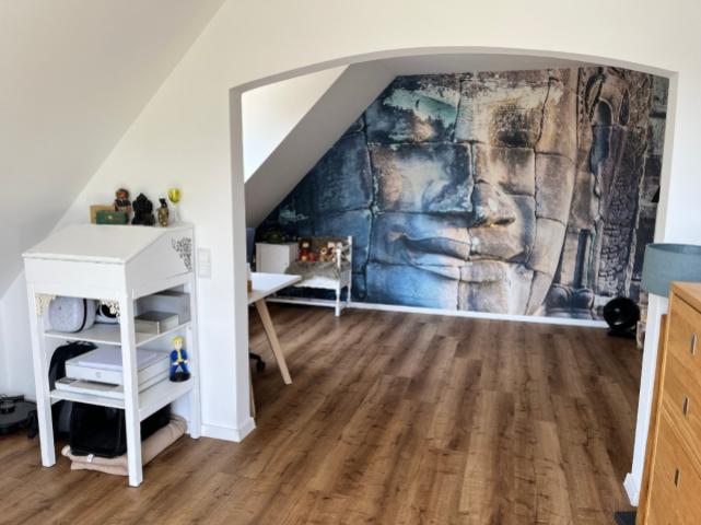Arbeits- oder Kinderzimmer (2)