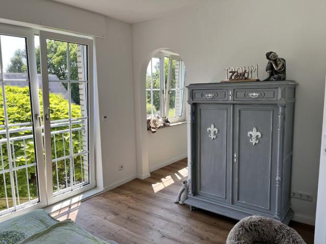 Schlafzimmer (2)