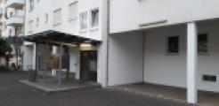 Eingang Gebäude