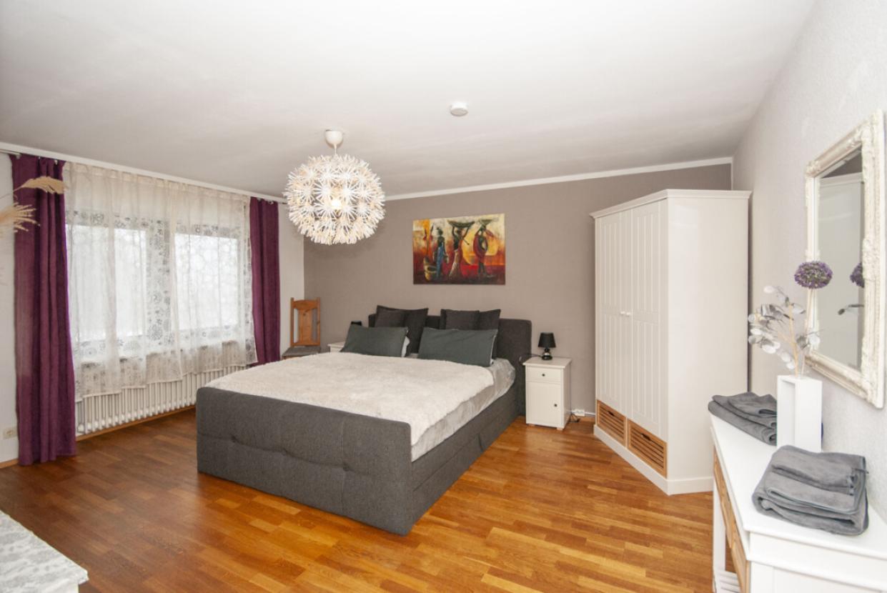Schlafzimmer I - EG