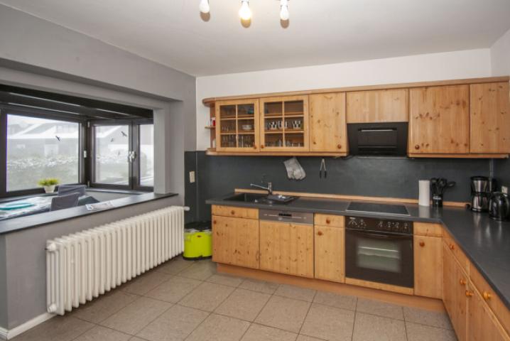 Küche mit Essbereich - EG