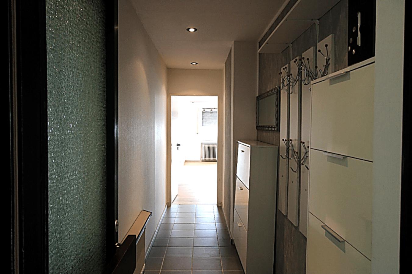 Eingangsbereich_mit_Garderobe