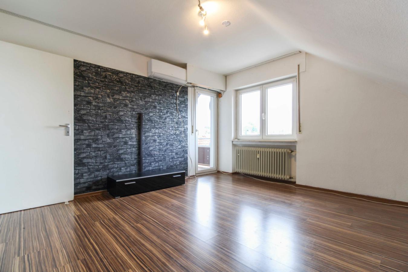 Wohnzimmer DG
