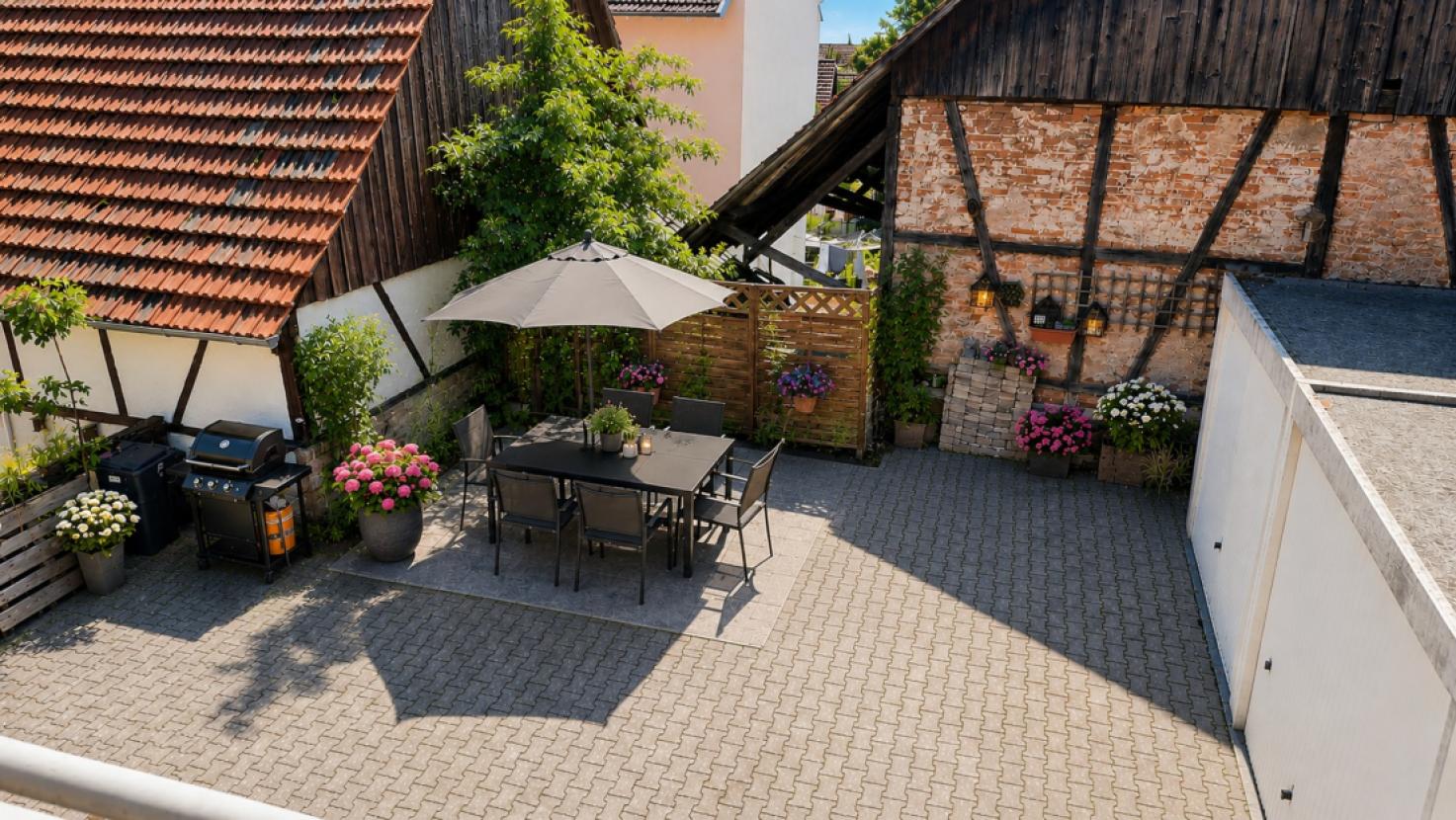 Innenhof-KI-generiert