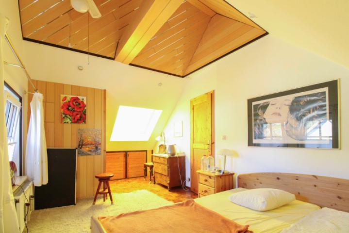 Schlafzimmer DG