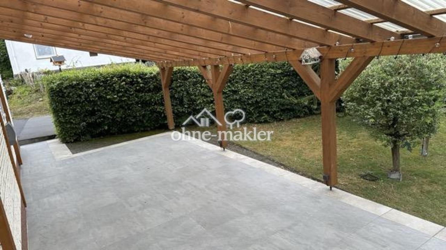 überdachte Terrasse