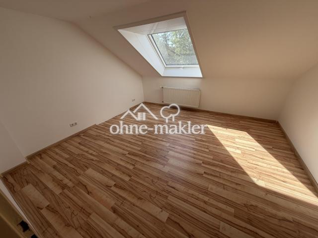 Schlafzimmer DG