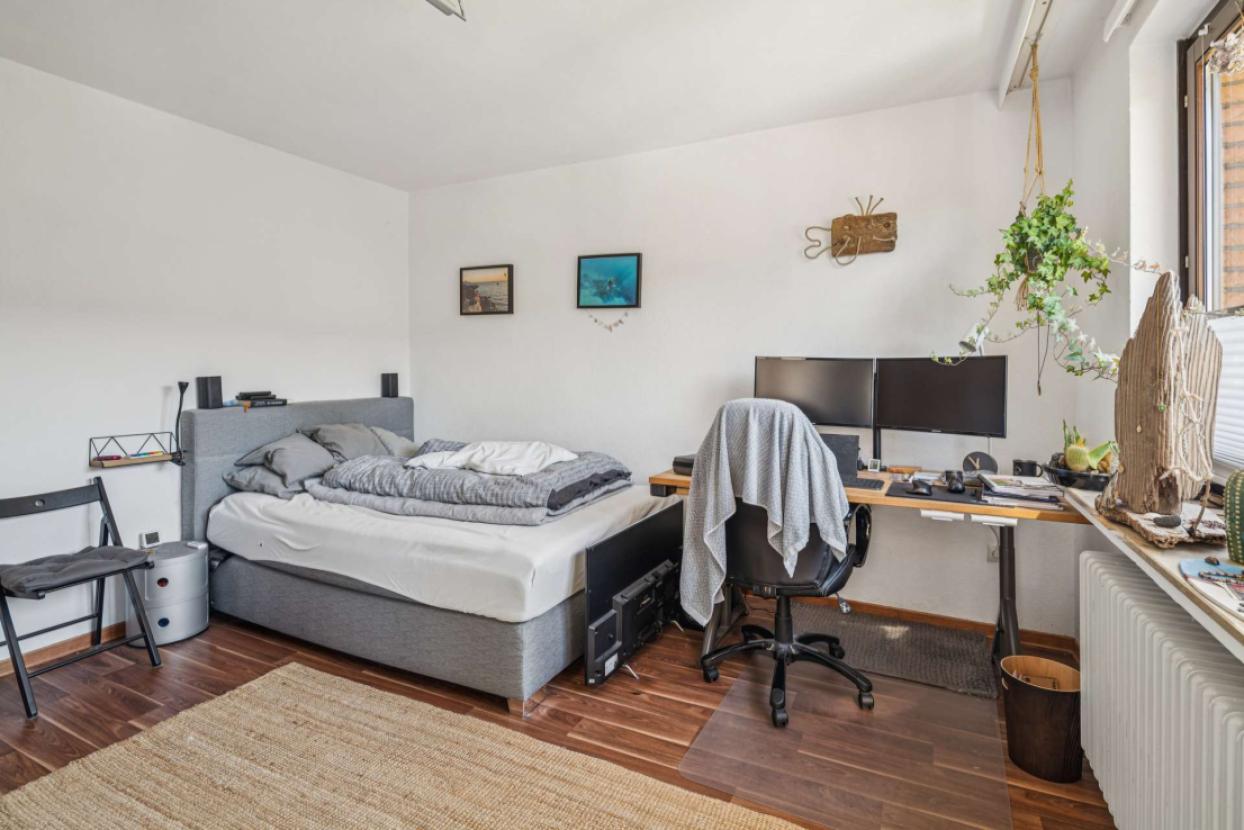 Zimmer 1 OG