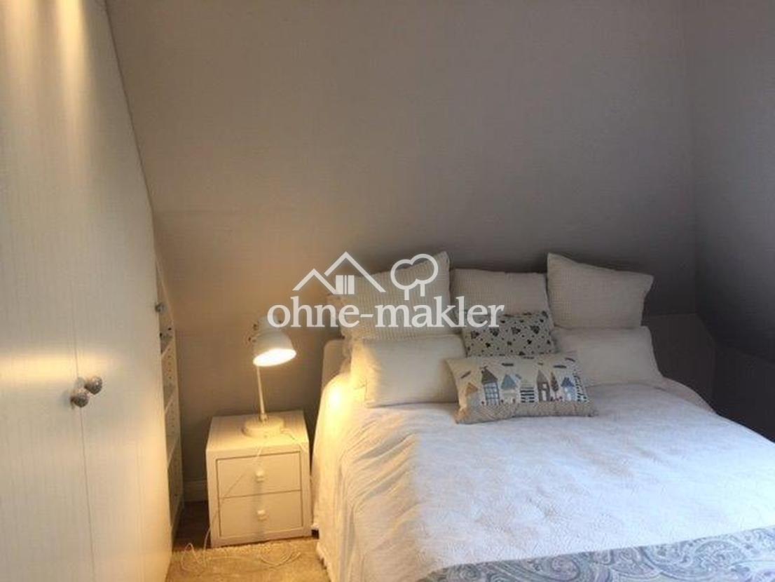 Schlafzimmer im DG