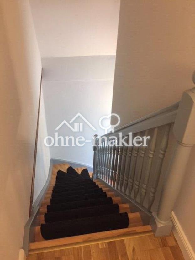 Blick auf die Treppe vom 1.OG