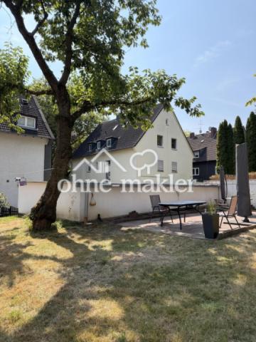 Gartenterasse + PKW-Garage