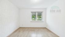 Schlafzimmer 2 (visuell geleert)