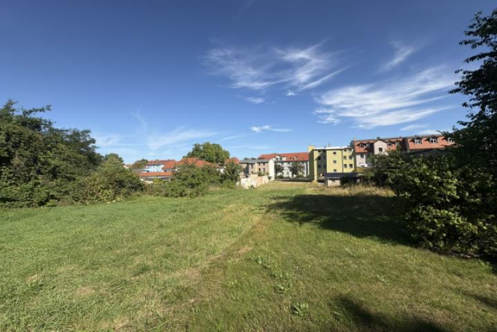 Grundstück