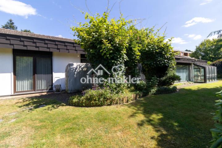 Westseite des Bungalows
