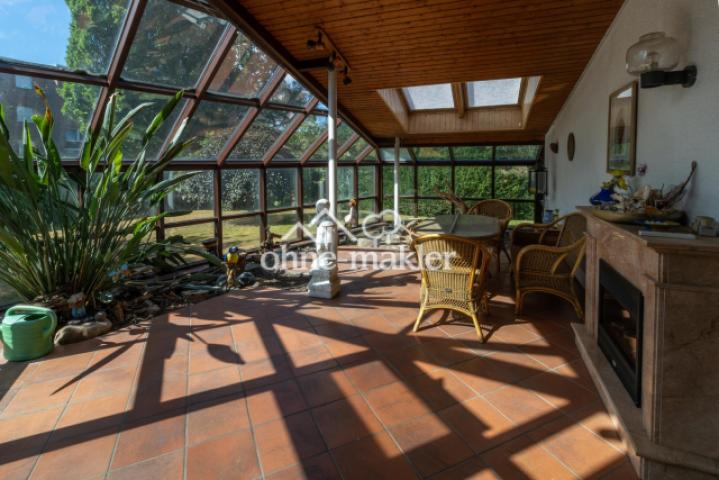 ehemals  überdachte Terrasse..