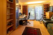 Büro oder Kinderzimmer