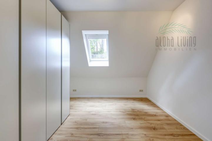 Schlafzimmer 2 (OG, HH)