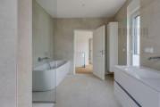 Badezimmer (OG)