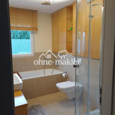 Badezimmer im 1. OG (1)