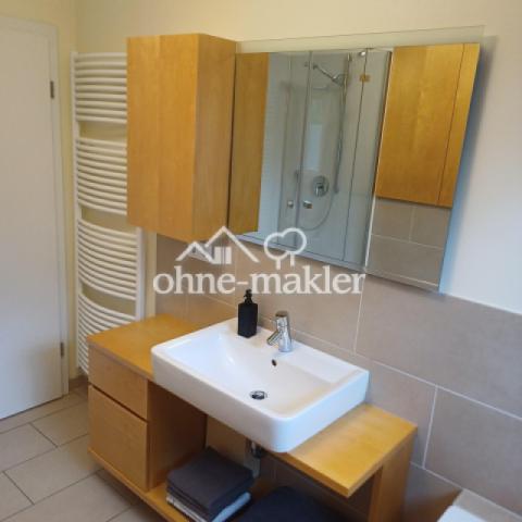 Badezimmer im 1. OG (2)