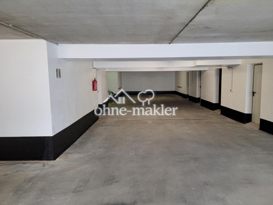 Tiefgarage mit Mieterkellern