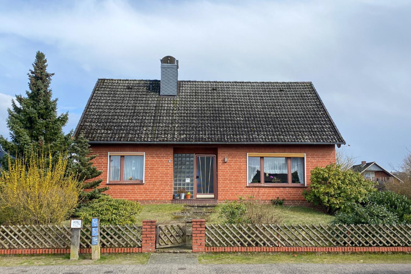 Hausansicht Straße