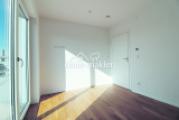 Lichtdurchflutetes Büro/Kinder