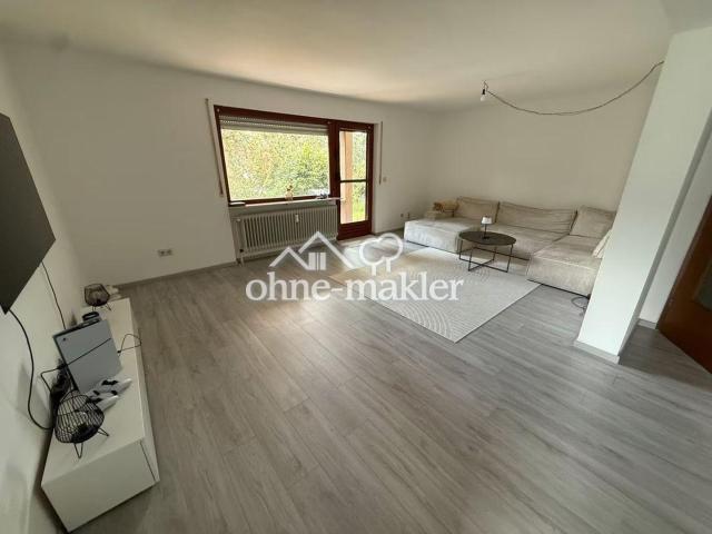 Wohnzimmer Wohnung UG