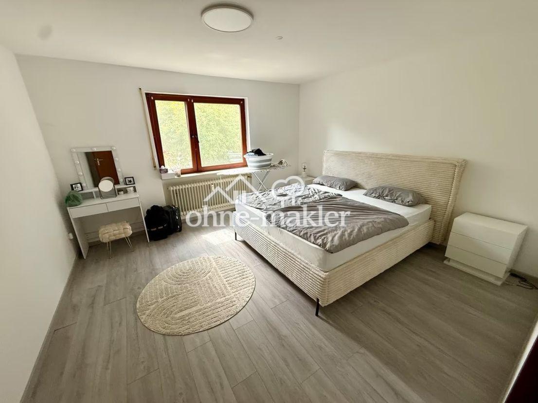 Schlafzimmer Wohnung UG