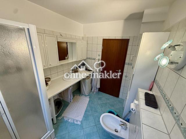 Badezimmer Wohnung UG