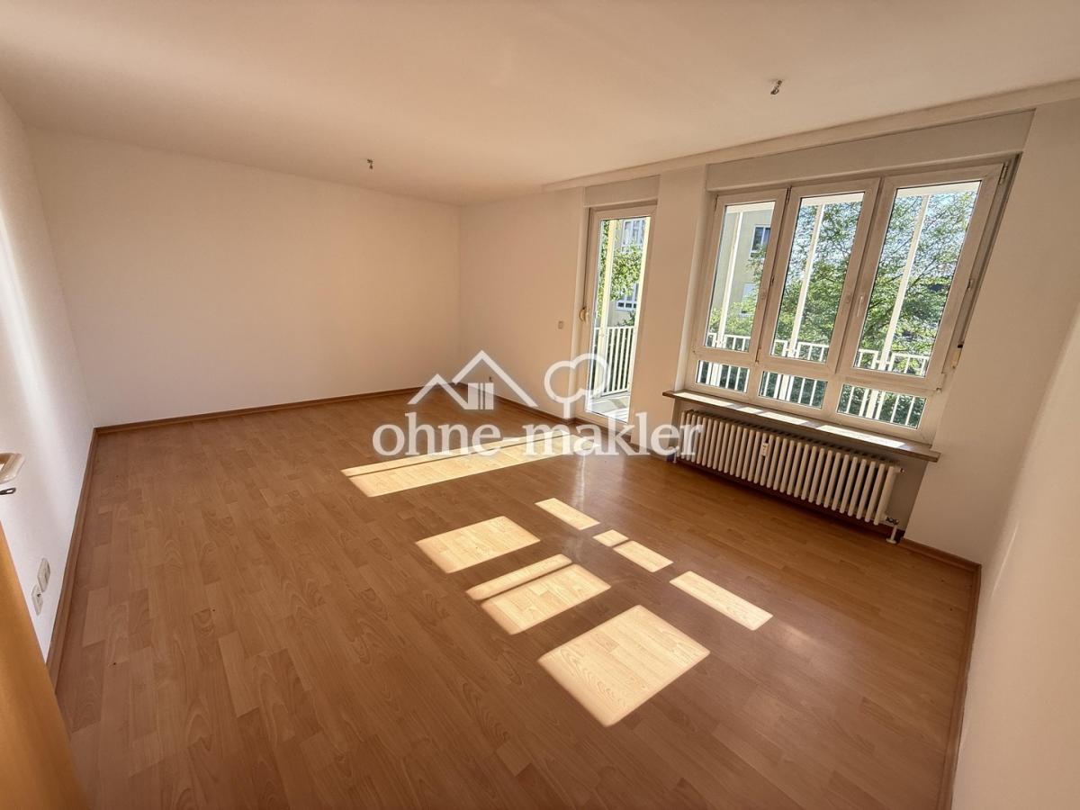 Zimmer 1 mit Balkon