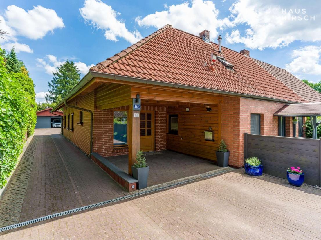 Straßenansicht