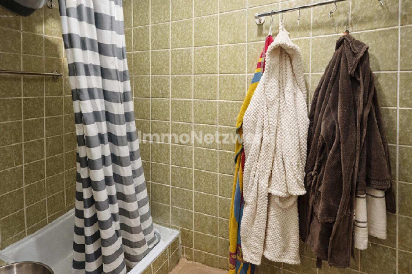 Dusche Wohnung Beispiel 1