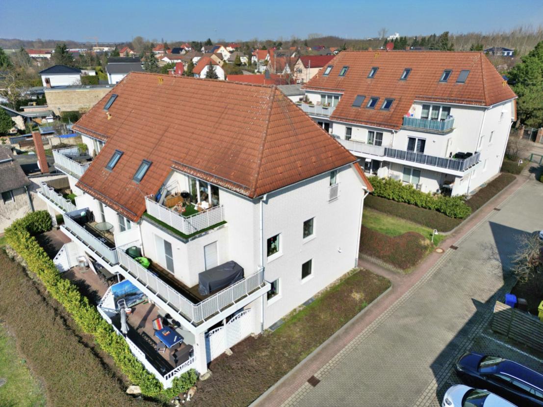 Zwei Mehrfamilienhäuser