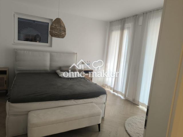 Schlafzimmer Ansicht 1