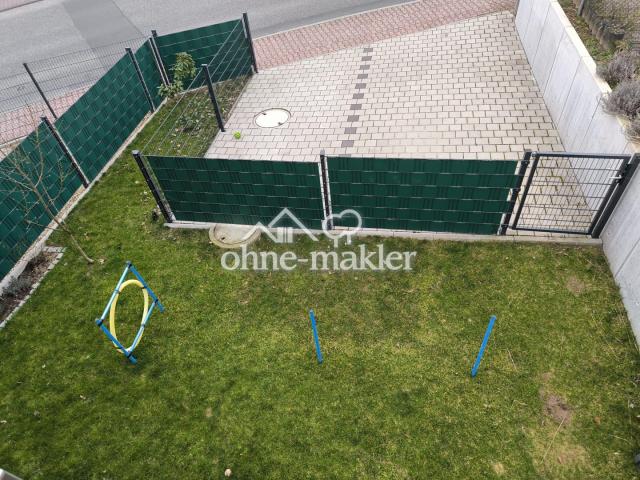 Gartenansicht mit Stellplatz 