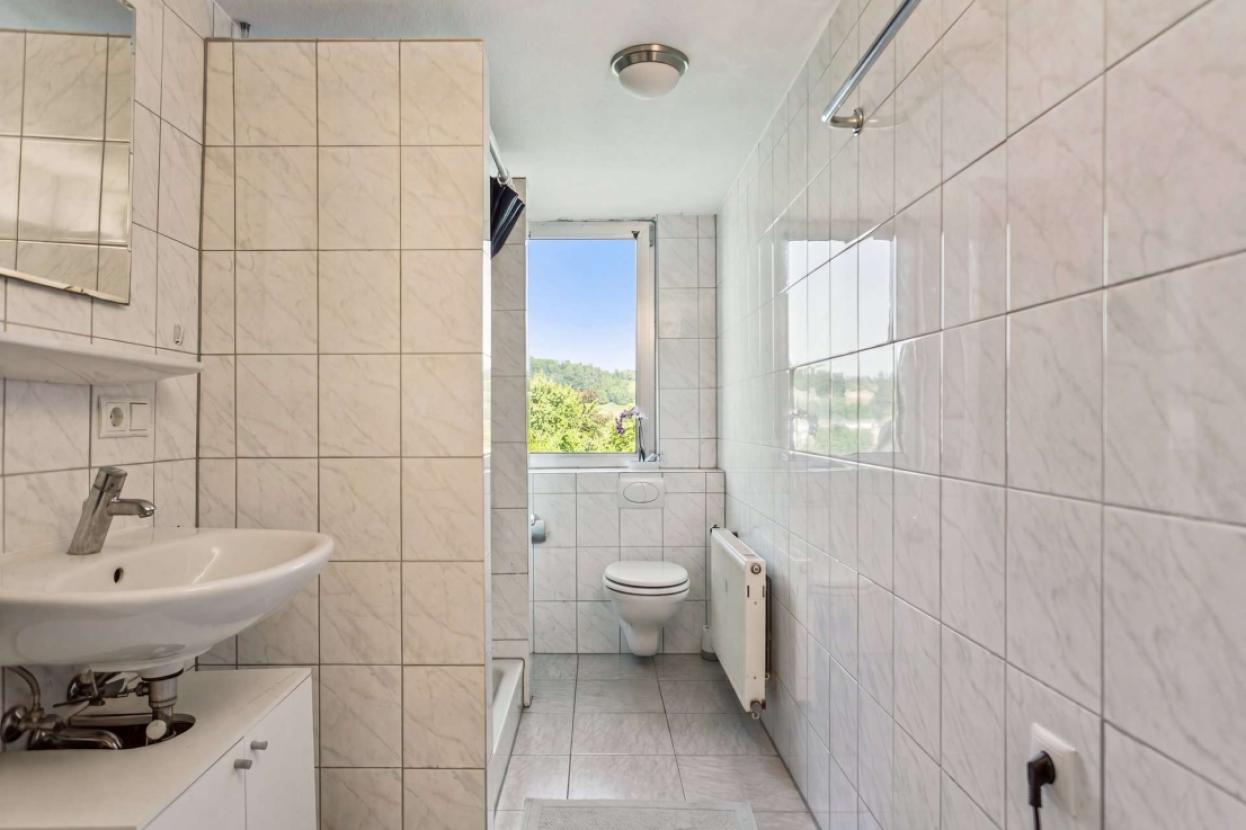Badezimmer o.l.