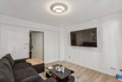 Wohnzimmer u.r.