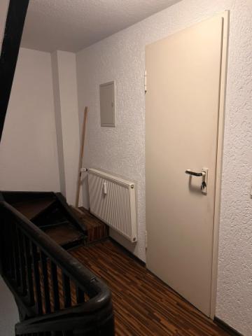 Tür / Lager Laden
